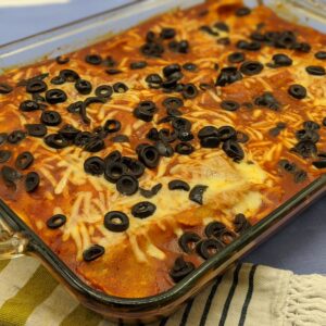 Cheese Enchiladas with Red Sauce