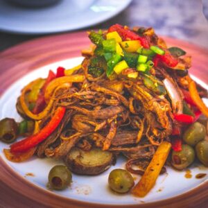 Cuban Ropa Vieja (Shredded Beef in Tomato Sauce)