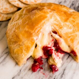 Baked Brie En Croute With Apple Cranberry Chutney
