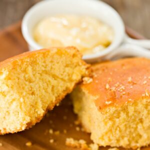 Classic Homemade Cornbread