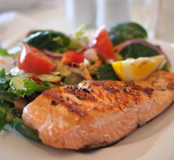 jumpstory-download20200302-065410 Healthy salmon dish